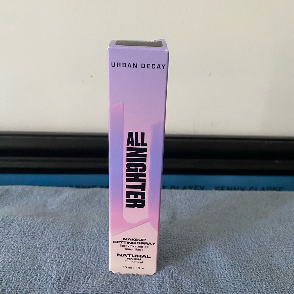 Milani Make It Last Setting Spray - Transparent - Picture 5 of 5
